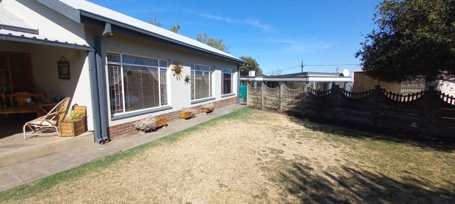 5 Bedroom Property for Sale in Panorama Free State